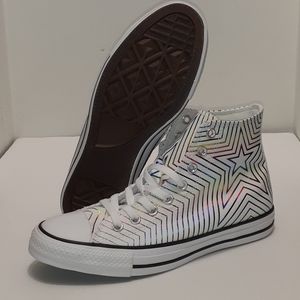 New Converse chuck Taylor women's 9.5